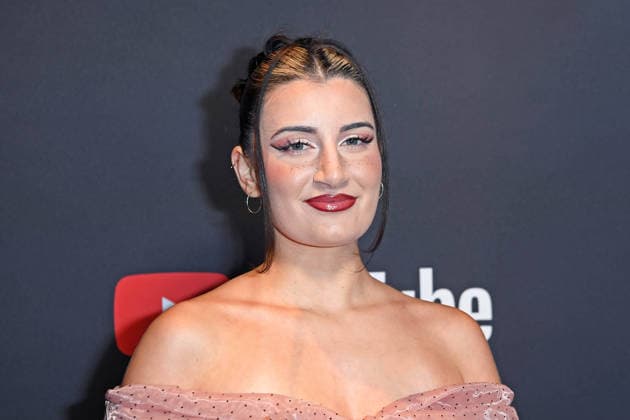 Rubi on the red carpet at the YOUTUBE MUSIC AWARD DINNER at Grill Royal in Berlin on 25 11 2025