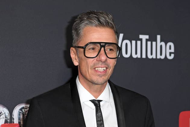 Michi Beck on the red carpet at the YOUTUBE MUSIC AWARD DINNER at Grill Royal in Berlin on 25 11 2025