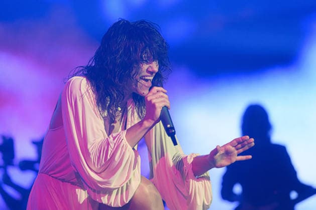 Entertainment Bilder des Tages Music Concert - Elisa - Palasport 2025 Elisa performs live at concert of Palasport 2025 Tour on November 25, 2025 at Palazzo dello Sport in Rome, Italy Rome Palazzo dello Sport Italy Copyright: xRobertoxBettacchix xLiveMediax LPM_2160654