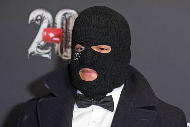 1986zig on the red carpet for the YOUTUBE MUSIC AWARD DINNER at Grill Royal in Berlin on 25 11 2025