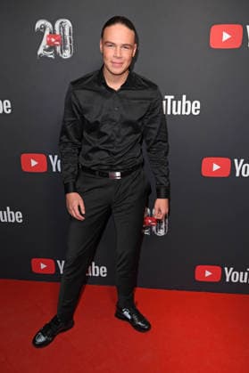 Haaland936 on the red carpet at the YOUTUBE MUSIC AWARD DINNER at Grill Royal in Berlin on 25 11 2025