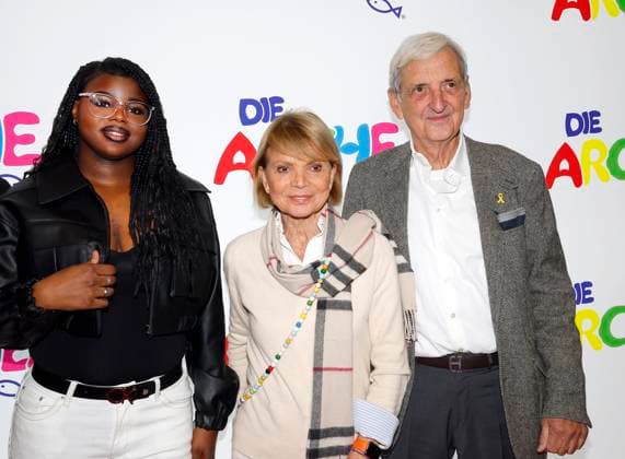 Rapper Bethany Filou , Uschi Glas, Dieter Hermann at the celebration of 30 years of Die Arche in Berlin