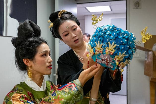 SAN FRANCISCO, CA - NOVEMBER 16: A hanfu enthusiast gets dressed during the annual Hanfu parade organized by Northern California Hanfu Association on November 16, 2025 in San Francisco, California.  Copyright: xVCGx 111605922253