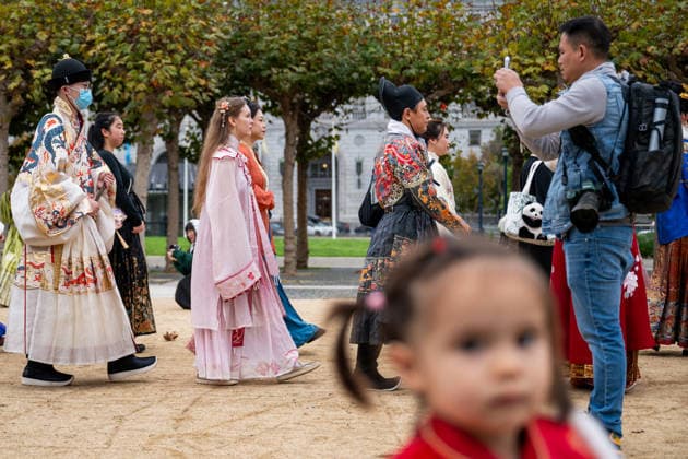 SAN FRANCISCO, CA - NOVEMBER 16: Hanfu enthusiasts showcase costumes during the annual Hanfu parade organized by Northern California Hanfu Association on November 16, 2025 in San Francisco, California.  Copyright: xVCGx 111605922245