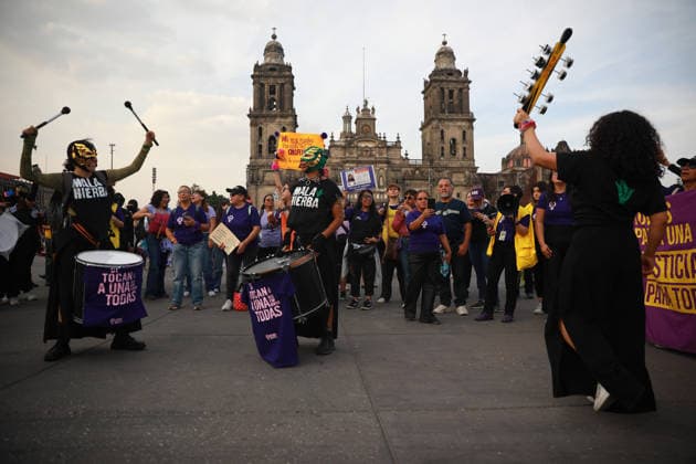 International Day for the Elimination of Violence against Women in Mexico MEXICO CITY, MEXICO - NOVEMBER 25: Women play instruments during a protest to mark International Day for the Elimination of Violence against Women, in Mexico City, Mexico on November 25, 2025. Daniel Cardenas Anadolu Mexico City Mexico. Editorial use only. Please get in touch for any other usage.  Copyright: x2025xAnadoluxDanielxCardenasx