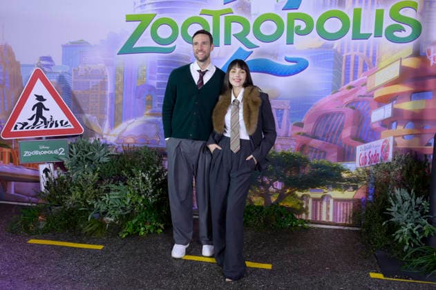 November 25, 2025, Rome, Italy: Andrea Zenga (l) and Rosalinda CannavÃ² (r) attend the Disney movie premiere Zootropolis 2 green carpet at The Space Cinema Moderno. Rome Italy - ZUMAs197 20251125_aaa_s197_149 Copyright: xMarioxCartellix