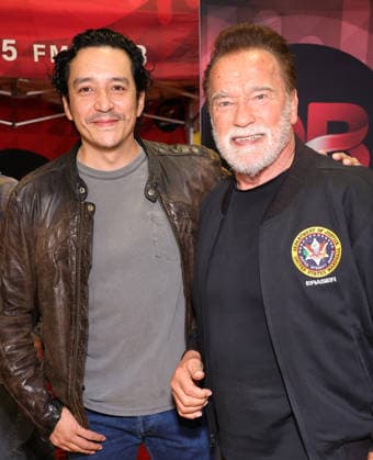44th Annual Miracle on 1st Street Turkey Giveaway! 25 November 2025 . Los Angeles, California - Gabriel Luna, Governor Arnold Schwarzenegger At 44th Annual Miracle on 1st Street Turkey Giveaway! held at The Hollenbeck Youth Center in Los Angeles., Credit:Sadou Faye Avalon United States, CA, Los Angeles, The Hollenbeck Youth Center  Copyright: xSadouxFayex xAvalonx 1054632056