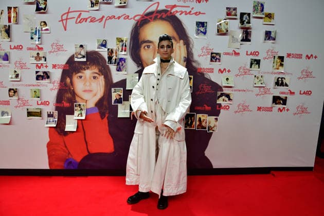 Premiere of the documentary film Flores para Antonio Alba Flores during the premiere of the documentary film Flores para Antonio , on November 25, 2025, in Madrid Spain In Flores para Antonio Alba Flores explores the life and work of his father through unpublished materials, such as home videos, photos, drawings, archival footage and his own music PHOTOCALL FILM PREMIERE Ó Madrid Madrid Espana  Copyright: xOscarxOrtizx 7126259