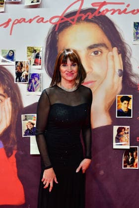 Premiere of the documentary film Flores para Antonio Irene Villa during the premiere of the documentary film Flores para Antonio , on November 25, 2025, in Madrid Spain In Flores para Antonio Alba Flores explores the life and work of her father through unpublished materials, such as home videos, photos, drawings, archival footage and her own music PHOTOCALL FILM PREMIERE Ó Madrid Madrid Espana  Copyright: xOscarxOrtizx 7126284