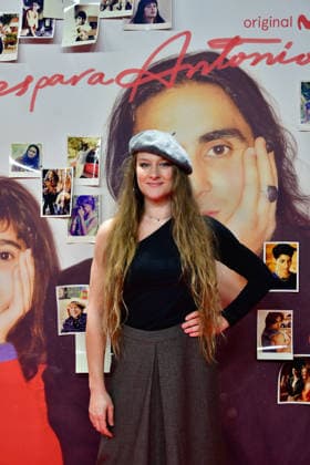 Premiere of the documentary film Flores para Antonio Guests at the premiere of the documentary film Flores para Antonio , on November 25, 2025, in Madrid Spain In Flores para Antonio Alba Flores explores the life and work of her father through unpublished materials, such as home videos, photos, drawings, archival footage and her own music PHOTOCALL FILM PREMIERE Ó Madrid Madrid Spain  Copyright: xOscarxOrtizx 7126331