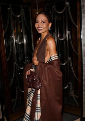 Emma Thynn, Burberry & Claridge s Unveil the 2025 Christmas Tree LONDON, ENGLAND - NOVEMBER 25: Emma Thynn, Marchioness of Bath pictured leaving the Burberry and Claridge s 2025 Christmas Tree at Claridge s Hotel on November 25, 2025 in London, England., Credit:James Smart Pictures Avalon  Copyright: xJames xSmartxPicturesx xAvalonx 1054658339