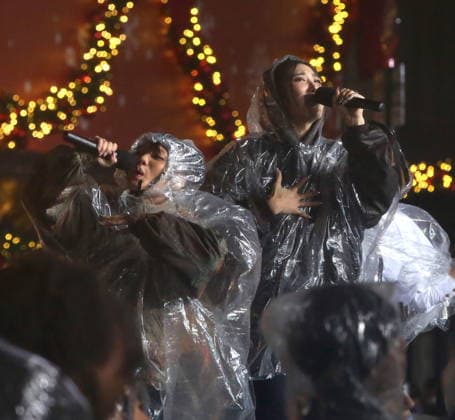 Macy s 99th Thanksgiving Day Parade rehearsals on 34th Street outside of Macy s in the pouring rain Featuring: HUNTR X Where: New York, New York, United States When: 25 Nov 2025 Credit: Adam Nemser INSTARimages EDITORIAL USE ONLY. NOT FOR USE BY NEWSPAPERS BASED IN THE UK. Copyright: xx instar55293889