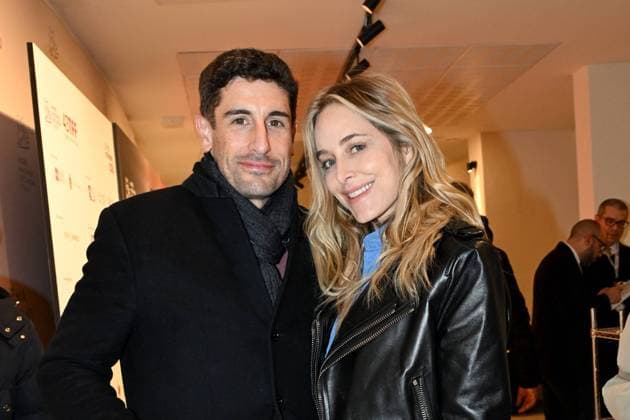 43rd Turin Film Festival 2025, Day 4. Photocall Untitled Home Invasion Romance Jason Biggs and wife Jenny Mollen attending the Untitled Home Invasion Romance Photocall during Turin Film Festival. 43rd Turin Film Festival, Turin, Italy on November 25, 2025. Photo by Maurizio D Avanzo MD Photo IPA ABACAPRESS.COM Turin Italy  Copyright: xIPA ABACAx