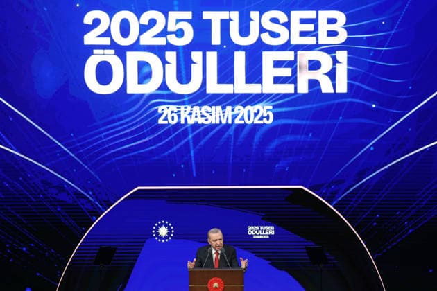 Turkish President Recep Tayyip Erdogan ANKARA, TURKIYE - NOVEMBER 26: (----EDITORIAL USE ONLY - MANDATORY CREDIT - TURKISH PRESIDENCY MURAT KULA HANDOUT - NO MARKETING NO ADVERTISING CAMPAIGNS - DISTRIBUTED AS A SERVICE TO CLIENTS----) Turkish President Recep Tayyip Erdogan makes remarks at the 11th Turkish Medical World Congress and TUSEB Aziz Sancar Science, Service and Incentive Awards Ceremony at Bestepe Nation s Convention and Culture Center in Ankara, Turkiye on November 26, 2025. TUR Presidency Murat Kula Handout Anadolu Ankara Turkey. Editorial use only. Please get in touch for any other usage.  Copyright: x2025xAnadoluxTURxPresidencyx xMuratxKulax xHandoutx