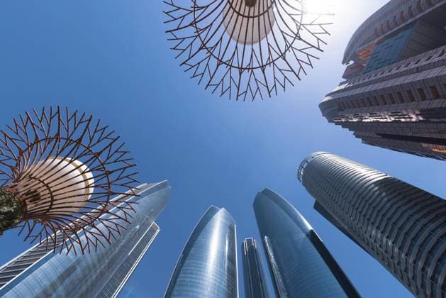 VAE, Vereinigte Arabische Emirate, Panorama der Innenstadt von Abu Dhabi und Skyline des Finanzzentrums UAE, United Arab Emirates, Abu Dhabi downtown panorama and financial center skyline Copyright: imageBROKER elov ibxelo15698223.jpg