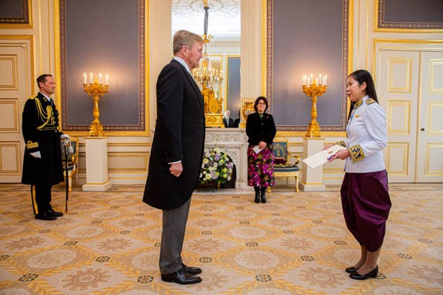 26-11-2025 Palace King Willem-Alexander during the credentials (geloofsbrieven) of the Ambassador of the Kingdom of Cambodia, Her Excellency S. Kimsour, at palace Noordeinde in The Hague. Â  Copyright: xPPEx
