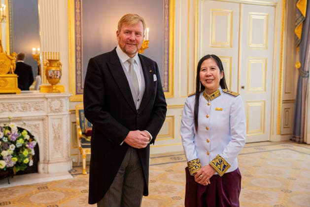 26-11-2025 Palace King Willem-Alexander during the credentials (geloofsbrieven) of the Ambassador of the Kingdom of Cambodia, Her Excellency S. Kimsour, at palace Noordeinde in The Hague. Â  Copyright: xPPEx