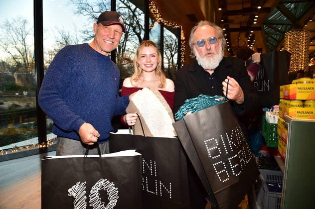 5th Charity Promi Pack at BIKINI Axel Schulz, Lena Kesting, Friedrich Lichtenstein for the 5th time Organized by Maimilian Seitz Charity Promi Pack in Berlin on 25 11 2025 Photopress Mueller