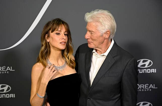 Elle celebrates the ELLE X FUTURE gala and presents the Elle Eco Award 2025 Alejandra Silva and Richard Gere during the ELLE X FUTURE gala held by Elle magazine at the Consulate of Italy, on November 26, 2025, in Madrid Spain ELLE x Future is a night to pay tribute to the future, to the planet and sustainability and to recognize the social and environmental work of many well-known faces committed to a better planet In addition, during the gala the ELLE Eco Award 2025 will be presented to honor one of the attendees for their commitment and social and environmental work 26 NOVEMBER 2025 Madrid Madrid Spain  Copyright: xFranciscoxGuerrax 7128741