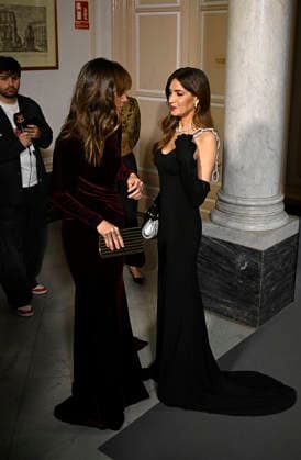Elle celebrates the ELLE X FUTURE gala and presents the Elle Eco Award 2025 Isabel Jiménez and Sara Carbonero during the ELLE X FUTURE gala held by Elle magazine at the Consulate of Italy, on November 26, 2025, in Madrid Spain ELLE x Future is a night to pay tribute to the future, to the planet and sustainability and to recognize the social and environmental work of many well-known faces committed to a better planet In addition, during the gala the ELLE Eco Award 2025 will be presented to honor one of the attendees for their commitment and social and environmental work 26 NOVEMBER 2025 Madrid Madrid Spain  Copyright: xFranciscoxGuerrax 7128796