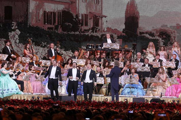 Croatia, Zagreb, 261125. Concert Andre Rieu and Johann Strauss Orchestra held at Arena Zagreb. Photo: Ranko Suvar CROPIX Copyright: xxRankoxSuvarx andre_rieu33-261125
