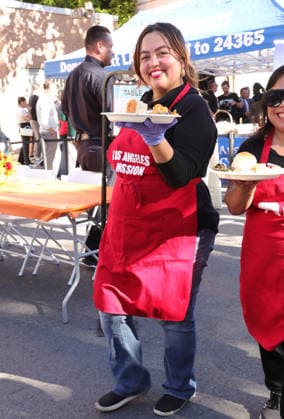 26 November 2025 - Los Angeles, California - Wendy Carrillo,. 2025 Thanks & Giving On Skid Row held at Los Angeles Mission. Los Angeles USA - ZUMAa123 20251126_zaa_a123_011 Copyright: xADx