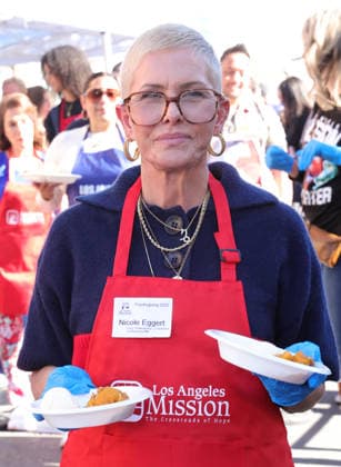26 November 2025 - Los Angeles, California - Nicole Eggert,. 2025 Thanks & Giving On Skid Row held at Los Angeles Mission. Los Angeles USA - ZUMAa123 20251126_zaa_a123_044 Copyright: xADx