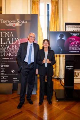 Premiere At La Scala -Lady Macbeth Of The Mtsensk District- Press Conference La Scala Theatre - Milan, Italy Carlo Rossanigo;guest Premiere At La Scala -Lady Macbeth Of The Mtsensk District- Press Conference La Scala Theatre - Milan, Italy 26th November 2025  Copyright: xALFONSOxCATALANO SGPITALIAx