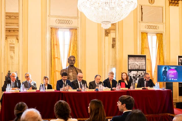 Premiere At La Scala -Lady Macbeth Of The Mtsensk District- Press Conference La Scala Theatre - Milan, Italy Carlo Rossanigo;Massimiliano Di Silvestre;Cristina Parenti;Tommaso Sacchi;Fortunato Ortombina;Riccardo Chailly;Vasily Barkhatov;Sara Jakubiak;Paolo Besana Premiere At La Scala -Lady Macbeth Of The Mtsensk District- Press Conference La Scala Theatre - Milan, Italy 26th November 2025  Copyright: xALFONSOxCATALANO SGPITALIAx