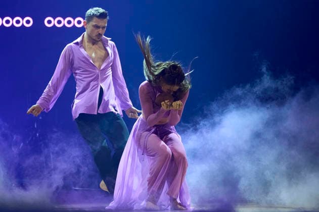 Ann-Kathrin Bendixen und Zsolt Sandor Cseke bei Let s Dance - Die Live-Tour 2025 in der ZAG Arena. Hannover, 25.11.2025 Foto:xU.xStammx xFuturexImagex dance_5126