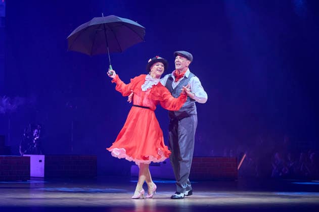 Mark Keller und Kathrin Menzinger bei Let s Dance - Die Live-Tour 2025 in der ZAG Arena. Hannover, 25.11.2025 Foto:xU.xStammx xFuturexImagex dance_5151