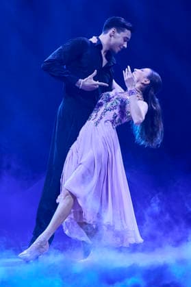 Diego Pooth and Ekaterina Leonova at Let s Dance Die Live Tour 2025 in the ZAG Arena Hannover, 25 11 2025 Foto:xU.xStammx xFuturexImagex dance_5160