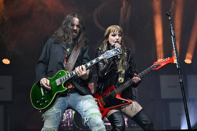 Halestorm performing at O2 Arena in London LONDON, ENGLAND - NOVEMBER 26: Joe Hottinger and Lzzy Hale of ˜Halestorm™ performing at O2 Arena, Greenwich on November 26, 2025 in London, England. CAP MAR MAR Great Britain Copyright: xMartinxHarris CapitalxPicturesx