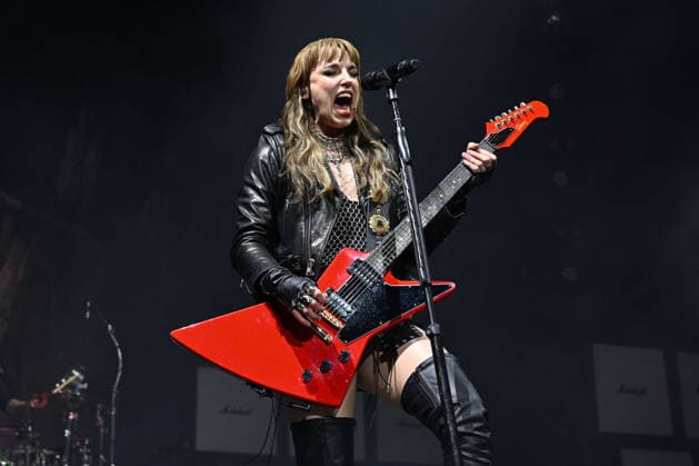 Halestorm performing at O2 Arena in London LONDON, ENGLAND - NOVEMBER 26: Lzzy Hale of ˜Halestorm™ performing at O2 Arena, Greenwich on November 26, 2025 in London, England. CAP MAR MAR Great Britain Copyright: xMartinxHarris CapitalxPicturesx