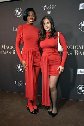 Toni Dreher Adenuga and Derya Vural at the Magical Christmas Ball by LeGer by Lena Gercke at Clärchens Ballhaus Berlin, 26 11 2025 Foto:xM.xBehrensx xFuturexImagex leger_5246