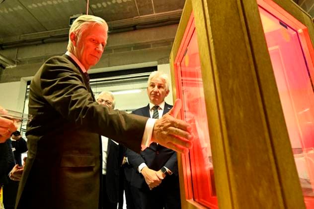 King Philippe visits the Materia Nova Research Centre in Mons MONS, BELGIUM - NOVEMBER 27 : King Philippe visits the Materia Nova Research Centre in Mons (an accelerator of responsible innovation that facilitates technology transfer between fundamental research and industry to promote energy transition and the deployment of the circular economy) on November 27, 2025 in Mons, Belgium, 27 11 2025 Mons Belgium  Copyright: xDidierxLebrunx