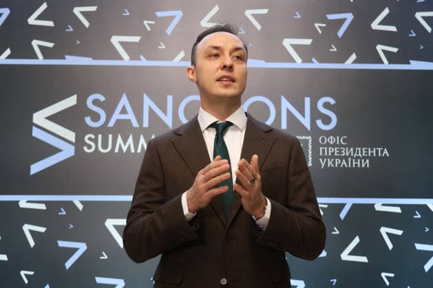 Advisor and Commissioner of the President of Ukraine for Sanctions Policy Vladyslav Vlasiuk briefs the press during the Sanctions Summit in Kyiv, Ukraine, November 27, 2025. The summit convenes over 60 sanctions policy officials from the European Union, the United States, and Canada. Discussions focus on critical issues, including the shadow fleet, energy, financial restrictions, sanctions circumvention, and the operations of Russia’s military-industrial complex. (Photo by Pavlo Bahmut Ukrinform) Inaugural Sanctions Summit underway in Kyiv Copyright: xPavloxBahmutx