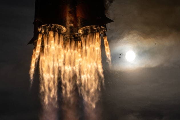 KAZAKHSTAN, BAIKONUR - NOVEMBER 27, 2025: A Soyuz-2.1a rocket booster with the Soyuz MS-28 spacecraft blasts off from Baikonur Cosmodrome. Soyuz MS-28 carries ISS Expedition 74 crew members, NASA astronaut Chris Williams, Roscosmos cosmonauts Sergei Mikaev and Sergey Kud-Sverchkov, to the ISS Baikonur Kazakhstan  - ZUMAt113 20251127_zaa_t113_546 Copyright: xSergeixSavostyanovx