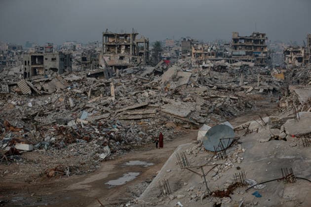 A general view of the extensive destruction in the Zeitoun neighborhood, southeast of Gaza City A general view of the extensive destruction in the Zeitoun neighborhood, southeast of Gaza City, on November 27, 2025. Buildings and roads have been reduced to rubble following Israeli bombardment of the Gaza Strip. Photo by Omar Ashtawy apaimages Gaza city Gaza Strip Palestinian Territory 271125_Gaza_OSH_00(32) Copyright: xapaimagesxOmarxAshtawyx xapaimagesx