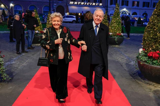 November 27, 2025, Rome, Rome, ITALIA: The Teatro dell Opera season opens with the premiere of Lohengrin. Pictured are Maddalena Marignetti and Gianni Letta. Rome, Italy 27 November 2025 Rome ITALIA  - ZUMAa289 20251127_zia_a289_079 Copyright: xRichardxDexLucax