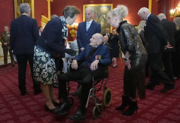 Princess Royal hosts Not Forgotten Association tea party The Princess Royal, Patron of the Not Forgotten Association, meeting veteran Frank Oldham, 106, during a tea party for association members at St James s Palace, London. Picture date: Thursday November 27, 2025., Credit:Aaron Chown Avalon UK, London  Copyright: xAaronxChownx xAvalonx 1054988783