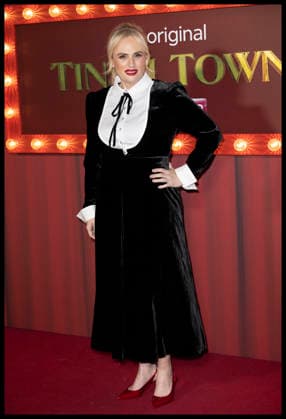 . 27 11 2025. London, United Kingdom. Rebel Wilson arriving at the Tinsel Town premiere in London.  xStephenxLockx xi-Imagesx IIM-26418-0026