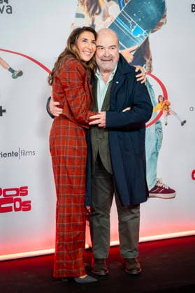 Cuerpos Locos Premiere Madrid, Spain - 27 Oct 2025 Paz Padilla and Antonio Resines attend to Cuerpos Locos Premiere at Callao Cinema on 27 October, 2025 in Madrid, Spain. (Credit: Miguel Escavias Alfa Images) Madrid Callao Cinema Madrid Spain Copyright: x x2025xMiguelxEscavias AlfaxImagesx