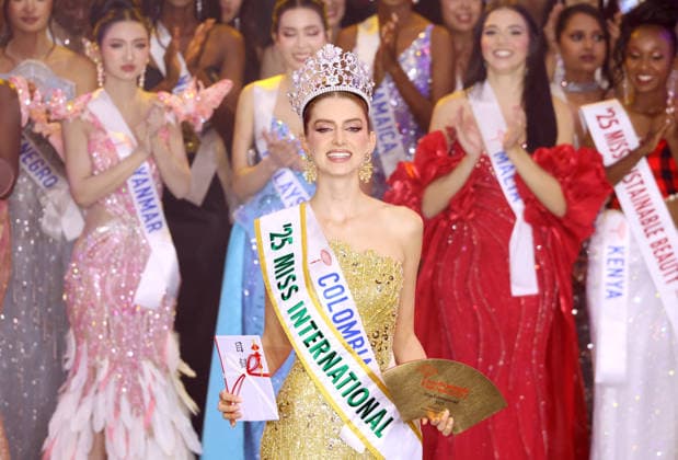 November 27, 2025, Tokyo, Japan - Miss Colombia Catalina Duque poses for photo as she wins the Miss International 2025 beauty pageant in Tokyo on Thursday, November 27, 2025. 26-year old Colombian model Duque was crowned from 80 contestants. (photo by Yoshio Tsunoda AFLO)  aflo_311757367