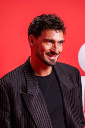 Award 27 GQ Men of the Year Award 2025 Mats Hummels at the 27 GQ Men of the Year Award at the Metropol on 27 11 2025 inBerlin Copyright: xEventpressxKochanx