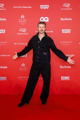Award 27 GQ Men of the Year Award 2025 Thore Schölermann at the 27 GQ Men of the Year Award at the Metropol on 27 11 2025 inBerlin Copyright: xEventpressxKochanx