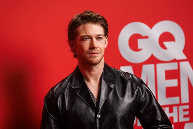 Award 27 GQ Men of the Year Award 2025 Joe Alwyn at the 27 GQ Men of the Year Award at the Metropol on 27 11 2025 inBerlin Copyright: xEventpressxKochanx