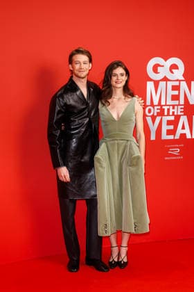 Award 27 GQ Men of the Year Award 2025 Joe Alwyn and Alison Oliver at the 27 GQ Men of the Year Award at the Metropol on 27 11 2025 inBerlin Copyright: xEventpressxKochanx