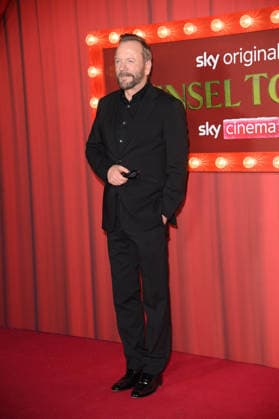 Tinsel Town World Premiere at Vue, Leicester Square, London, UK Kiefer Sutherland attends The Tinsel Town World Premiere at Vue, Leicester Square in London, England, UK on Thursday 27 November, 2025., Credit:Justin Ng Avalon UK, England, London, Vue, Leicester Square  Copyright: xJustinxNgx xAvalonx 1055044189