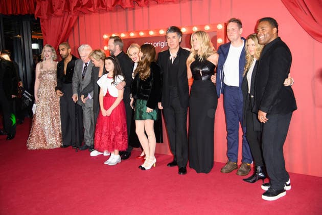 Tinsel Town World Premiere at Vue, Leicester Square, London, UK (L-R) - Kathryn Jenkins, Mawaan Rizwan, Derek Jacobi, Maria Friedman, Matilda Firth, Kiefer Sutherland, Rebel Wilson, Teddy Williams, James Lance, Alice Eve, Director Chris Foggin, Jaimi Barbakoff, Ray Fearon attends The Tinsel Town World Premiere at Vue, Leicester Square in London, England, UK on Thursday 27 November, 2025., Credit:Justin Ng Avalon UK, England, London, Vue, Leicester Square  Copyright: xJustinxNgx xAvalonx 1055044301